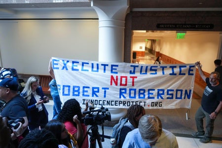 Banner protesting Execution of Robert Roberson